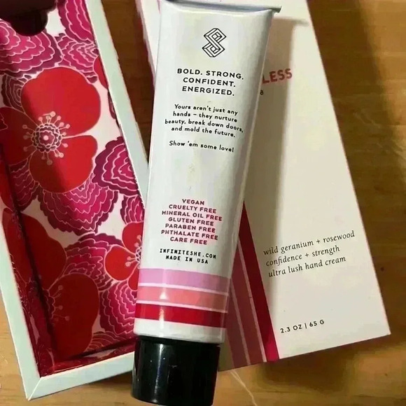 Brand New Sealed Lot (2) Infinite She “Fearless” and “Empowered” Hand Lotion - Picture 4 of 4